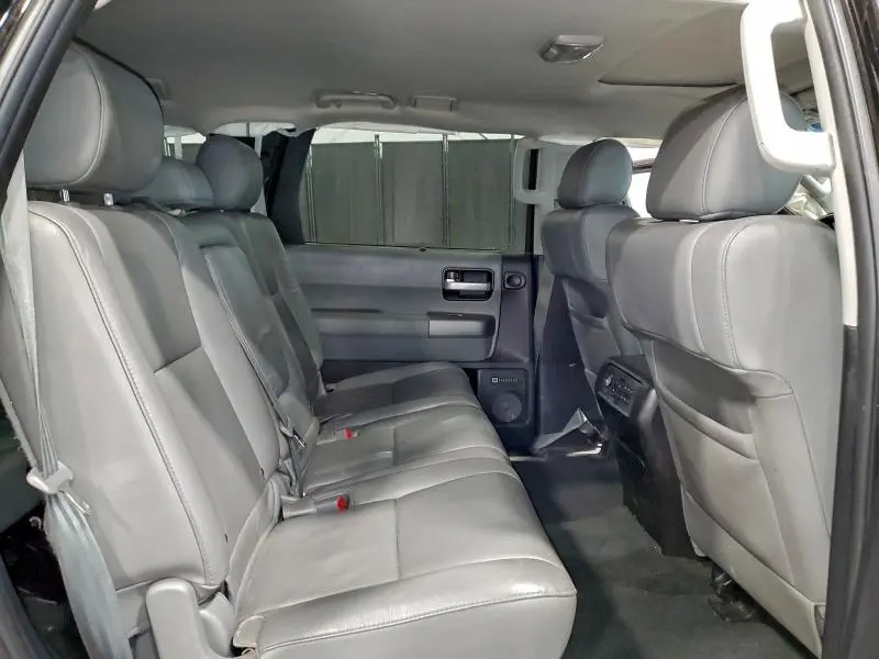 2016 TOYOTA SEQUOIA LIMITED  