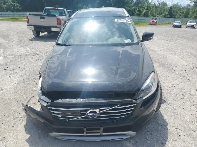 2017 VOLVO XC60 T6 DYNAMIC  