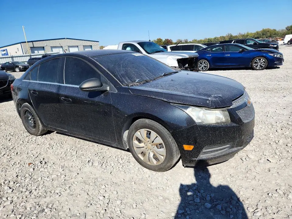 2012 CHEVROLET CRUZE LS  