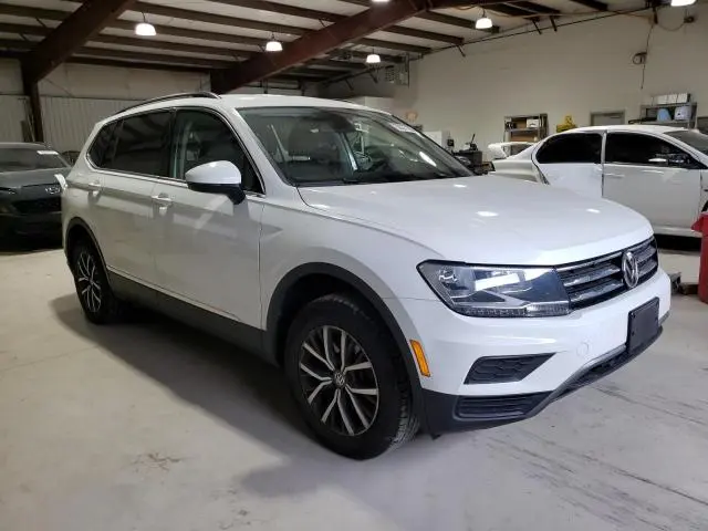2020 VOLKSWAGEN TIGUAN SE  