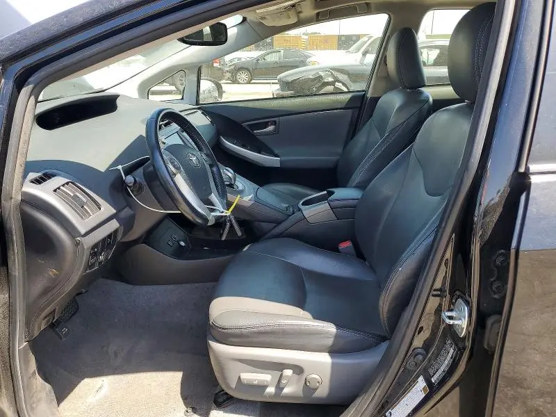 2014 TOYOTA PRIUS FOUR  