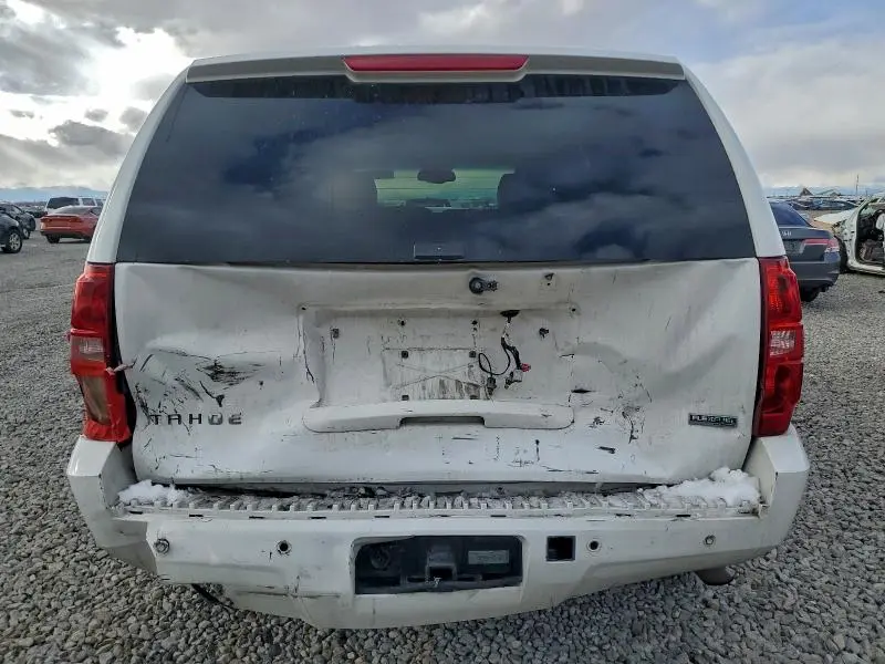 2011 CHEVROLET TAHOE K1500 LT  