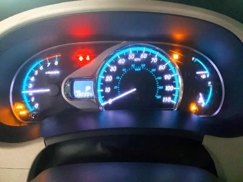 2011 TOYOTA SIENNA LIMITED 7-PASSENGER  