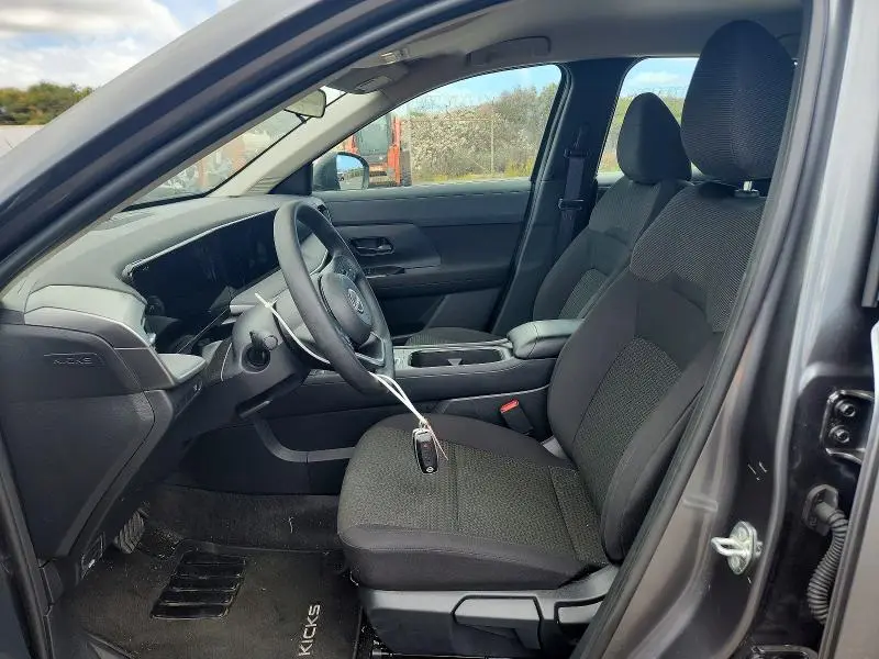 2026 NISSAN KICKS S  