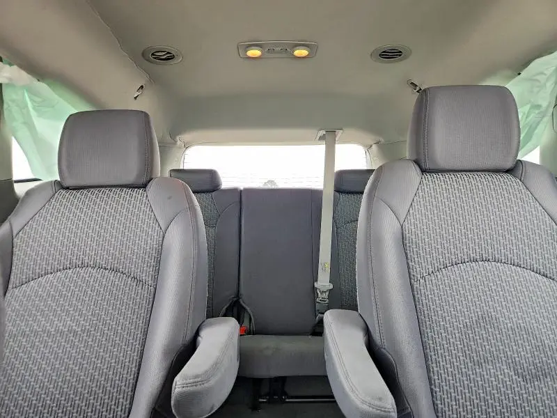 2011 CHEVROLET TRAVERSE LT  