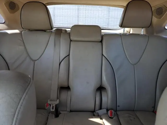 2012 TOYOTA VENZA LE  