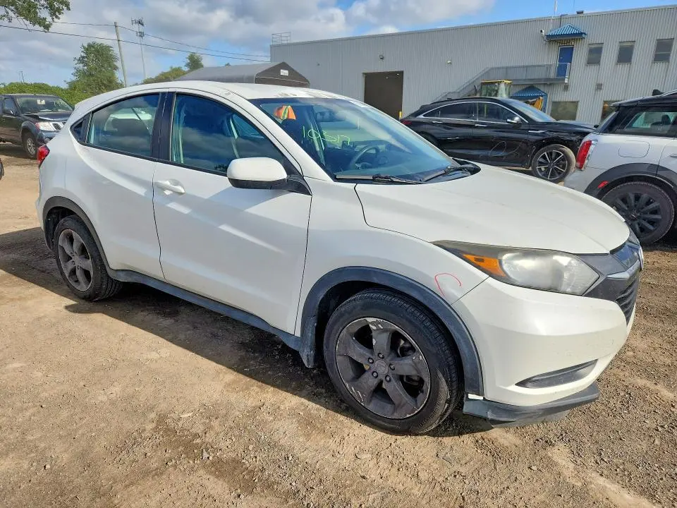 2016 HONDA HR-V LX  