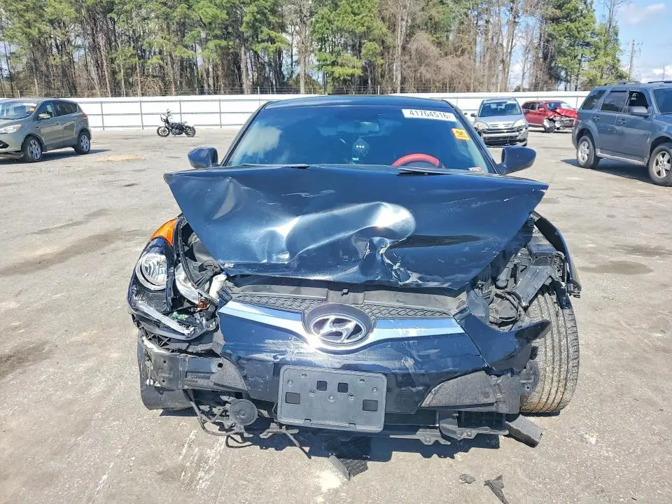 2013 HYUNDAI VELOSTER BASE  