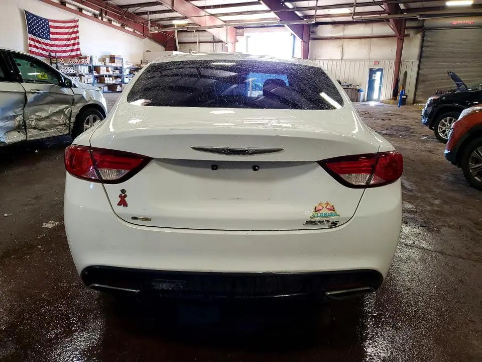 2015 CHRYSLER 200 S  