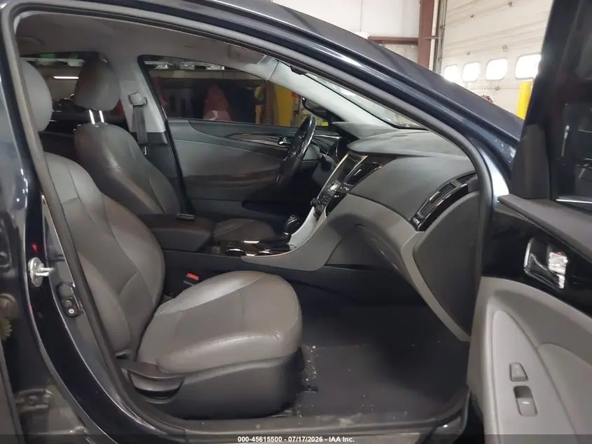 2012 HYUNDAI SONATA LIMITED