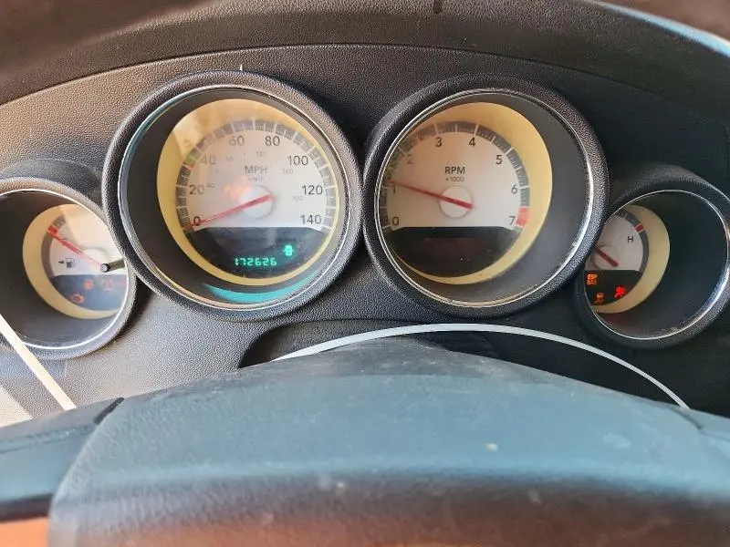 2010 DODGE CHARGER SXT  