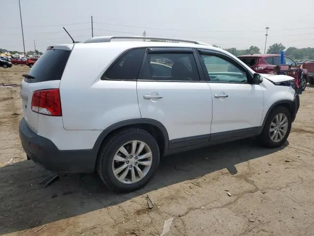 2011 KIA SORENTO BASE  