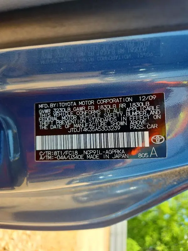 2010 TOYOTA YARIS BASE  