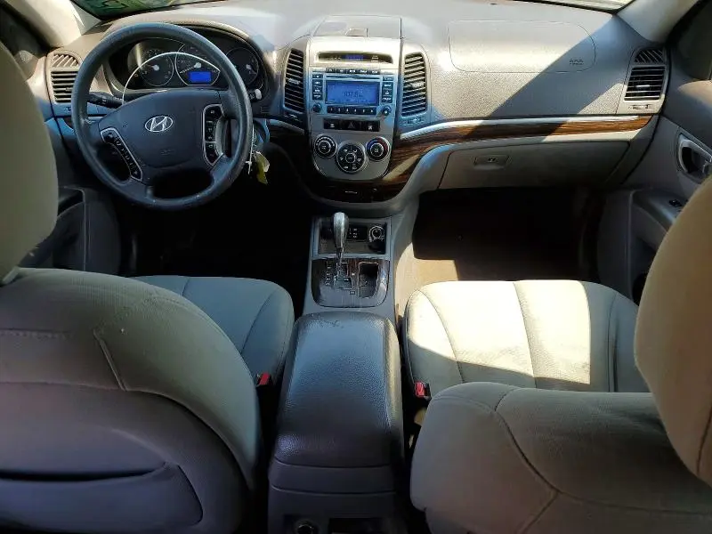 2011 HYUNDAI SANTA FE GLS  