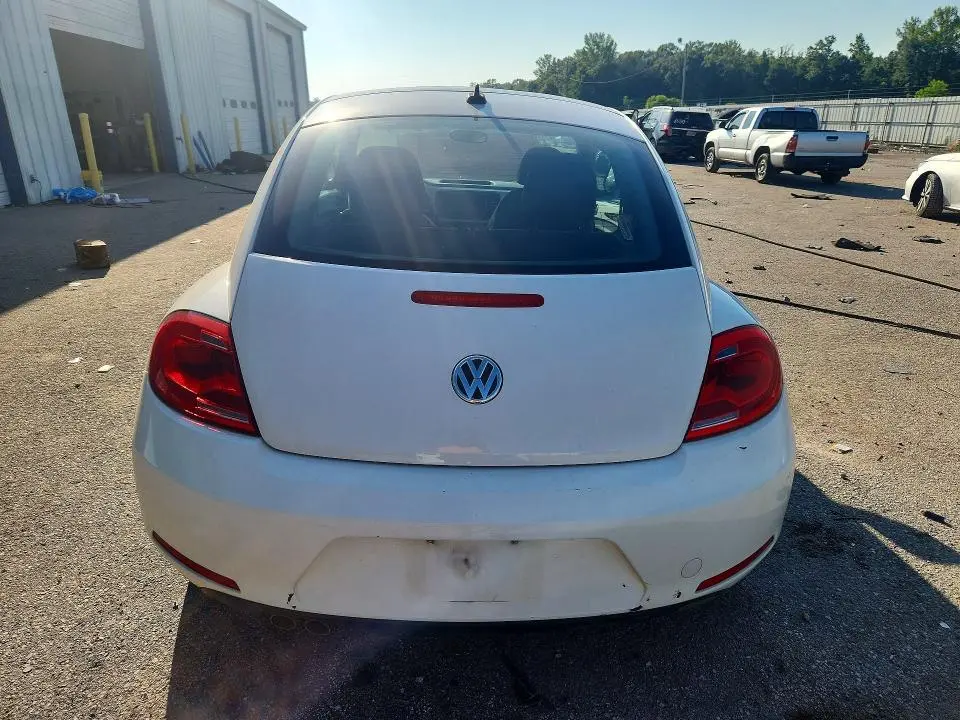 2012 VOLKSWAGEN BEETLE   