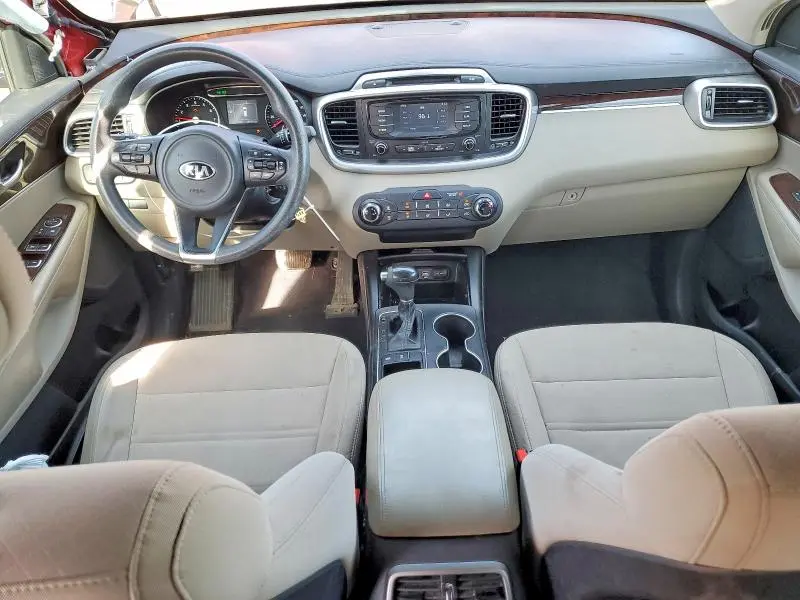2017 KIA SORENTO LX V6  
