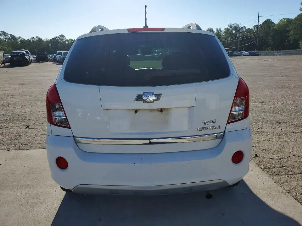 2014 CHEVROLET CAPTIVA LT  