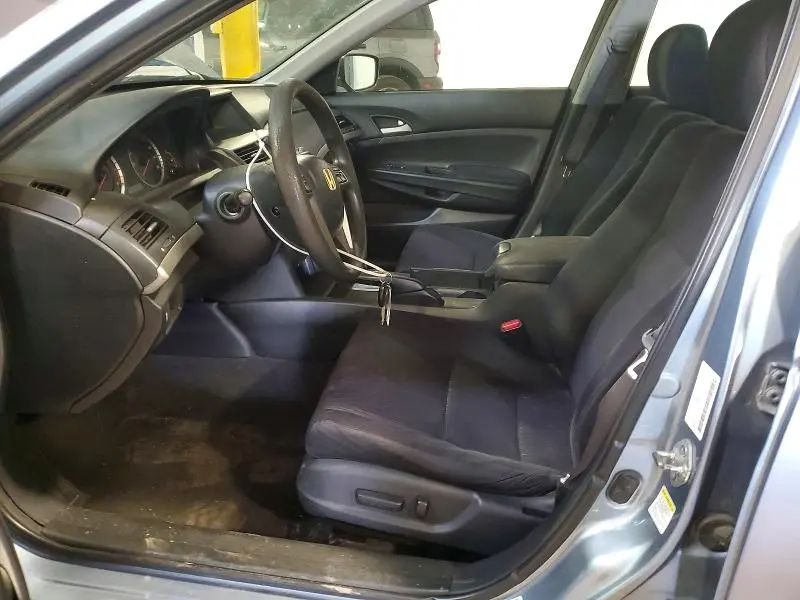 2011 HONDA ACCORD LXP  