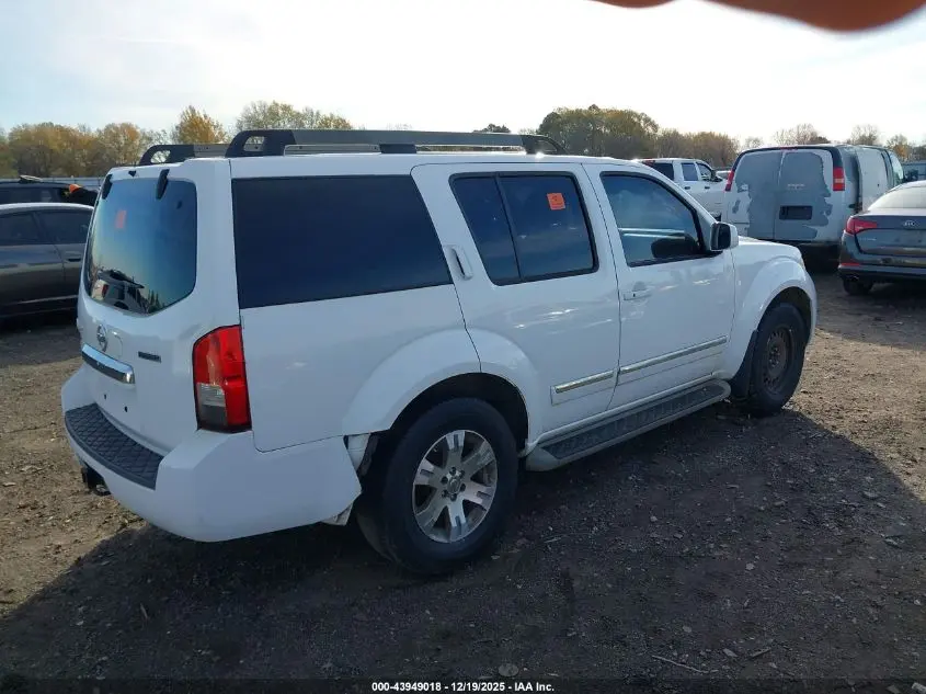 2011 NISSAN PATHFINDER SILVER
