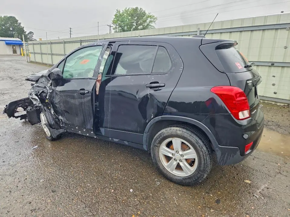 2022 CHEVROLET TRAX LS  