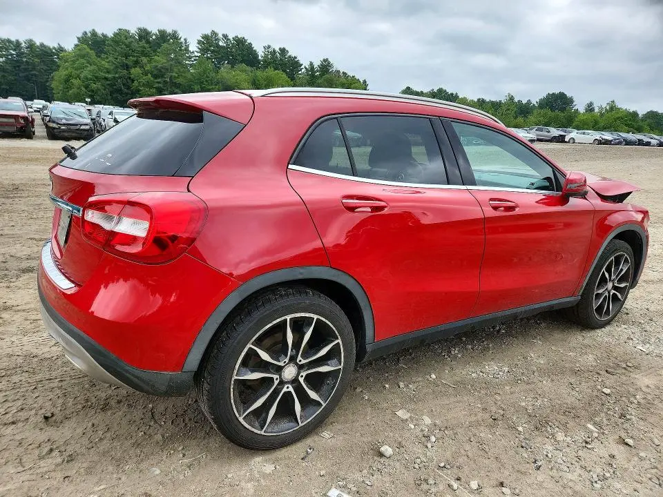 2017 MERCEDES-BENZ GLA 250  