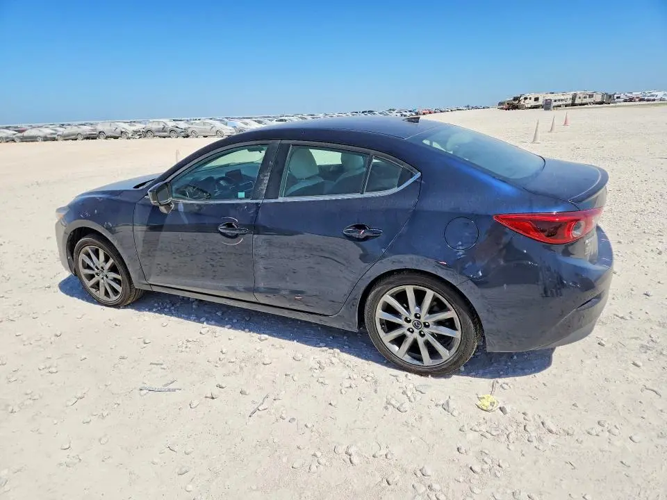 2018 MAZDA 3 GRAND TOURING  