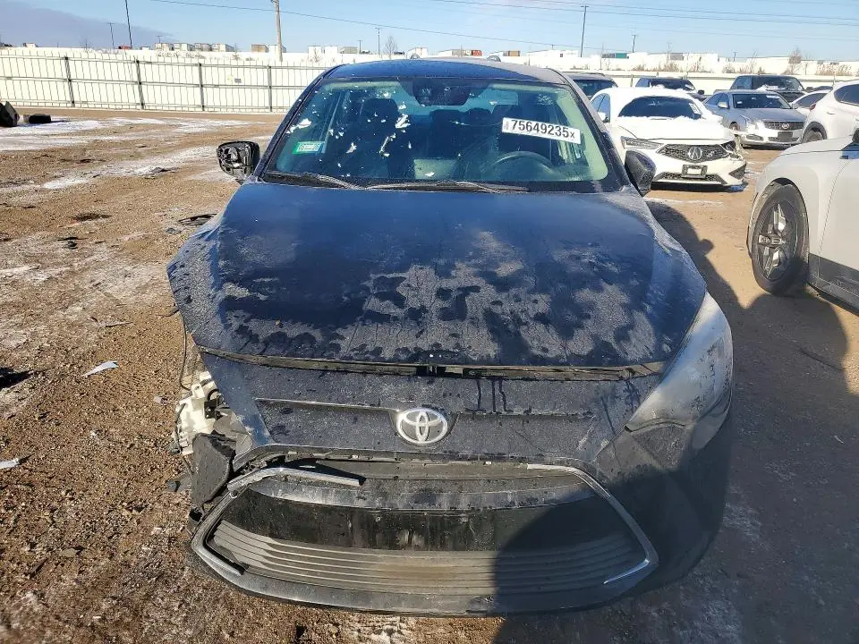 2017 TOYOTA YARIS IA   