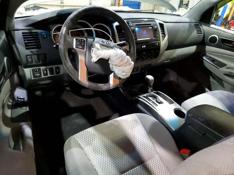 2013 TOYOTA TACOMA   