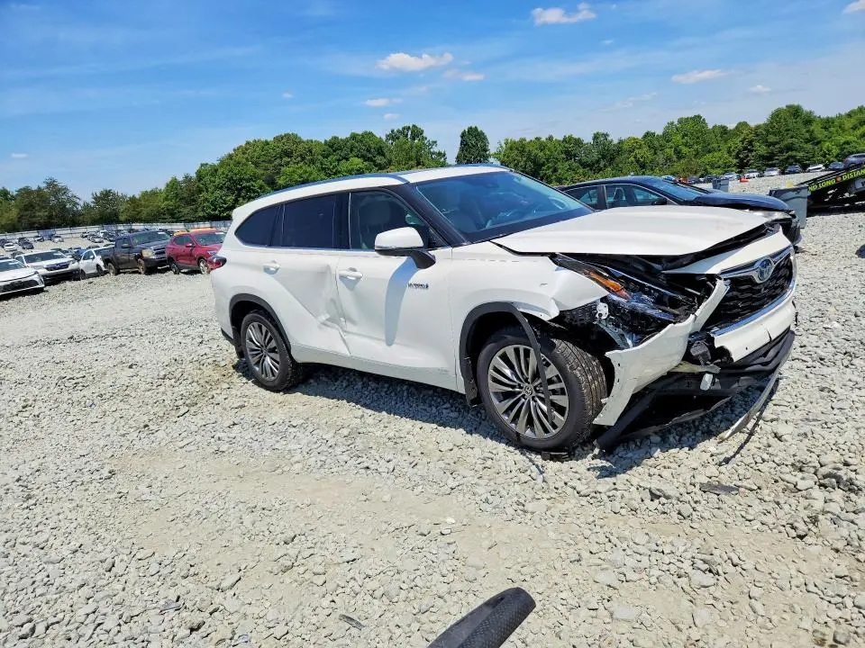 2021 TOYOTA HIGHLANDER HYBRID PLATINUM  