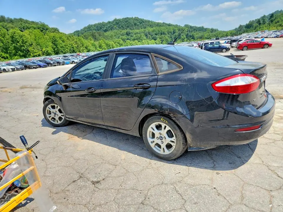 2015 FORD FIESTA SE  