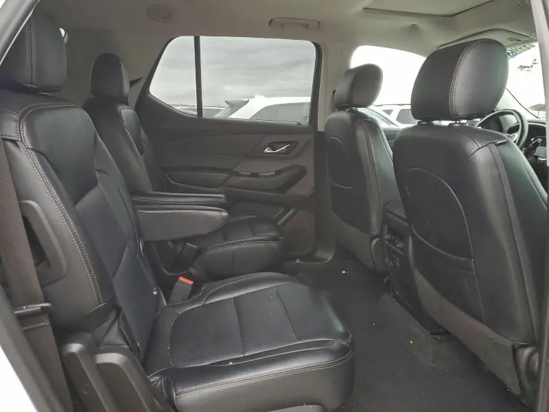 2021 CHEVROLET TRAVERSE LT  