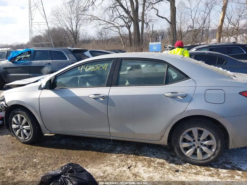 2015 TOYOTA COROLLA LE
