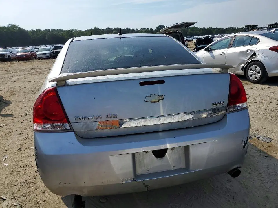 2010 CHEVROLET IMPALA LTZ  