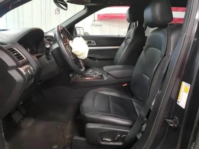 2017 FORD EXPLORER XLT  