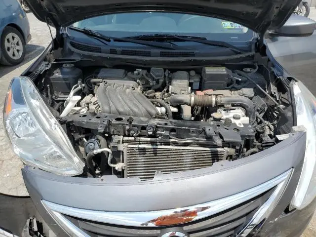 2019 NISSAN VERSA S  