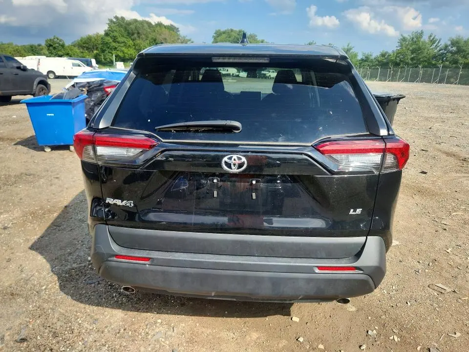 2025 TOYOTA RAV4 LE  
