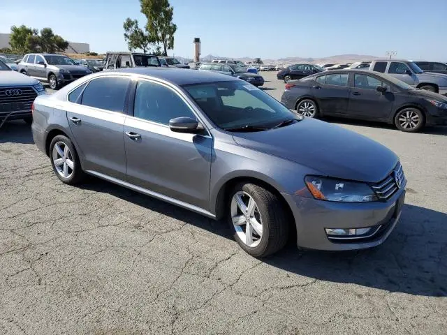 2015 VOLKSWAGEN PASSAT S  