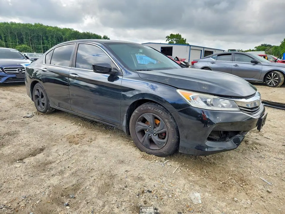 2017 HONDA ACCORD   