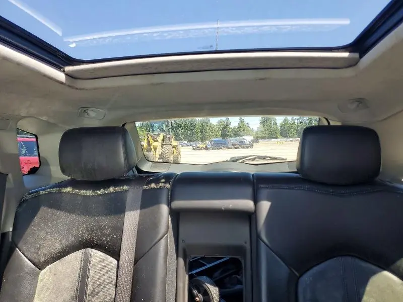 2011 CADILLAC SRX LUXURY COLLECTION  