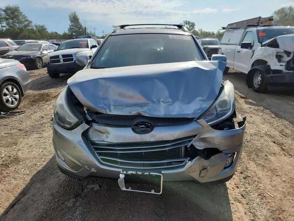 2014 HYUNDAI TUCSON SE  