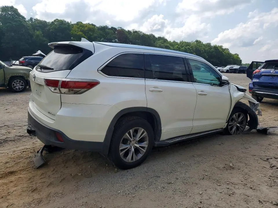 2014 TOYOTA HIGHLANDER XLE  