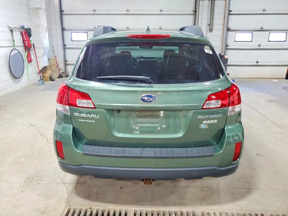 2011 SUBARU OUTBACK 2.5I LIMITED  