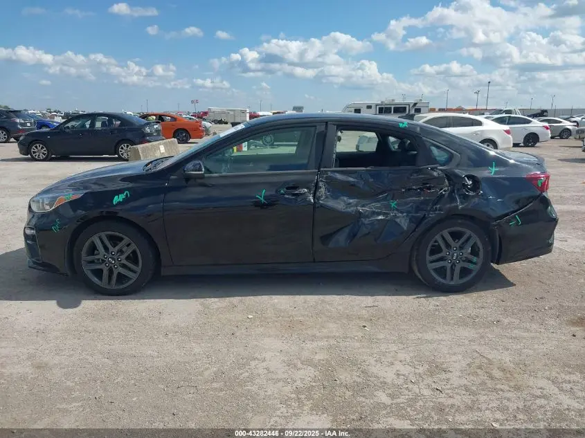 2020 KIA FORTE GT-LINE