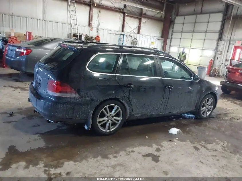 2013 VOLKSWAGEN JETTA SPORTWAGEN 2.5L SE