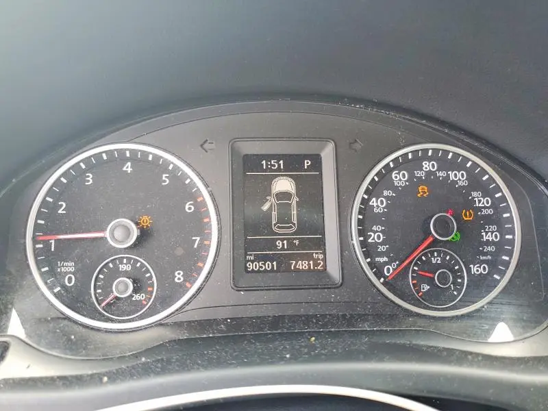 2017 VOLKSWAGEN TIGUAN S  