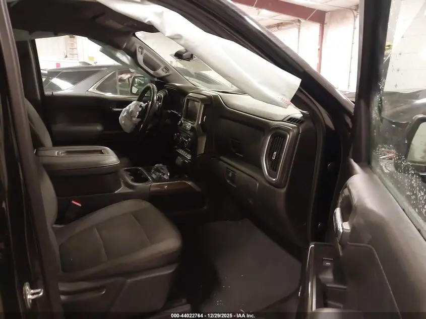 2019 CHEVROLET SILVERADO 1500 RST