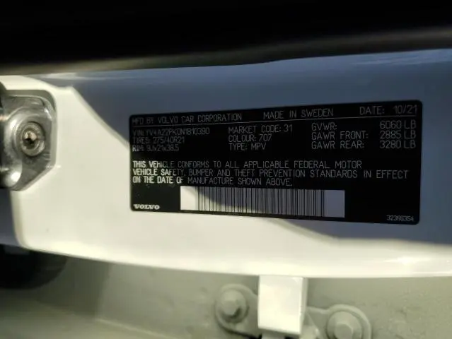 2022 VOLVO XC90 T6 MOMENTUM  