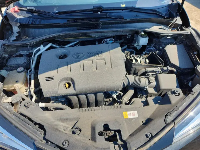 2019 TOYOTA C-HR XLE  