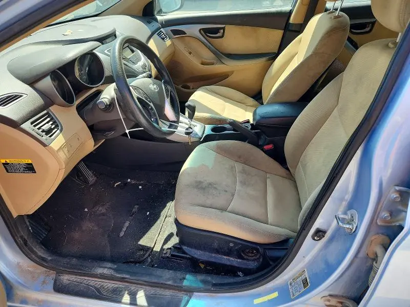 2012 HYUNDAI ELANTRA   