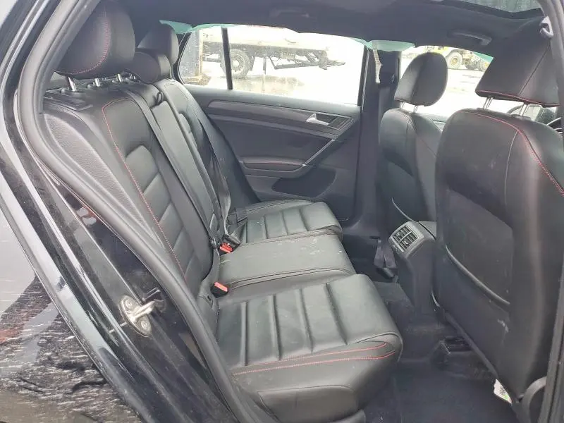 2021 VOLKSWAGEN GTI S  